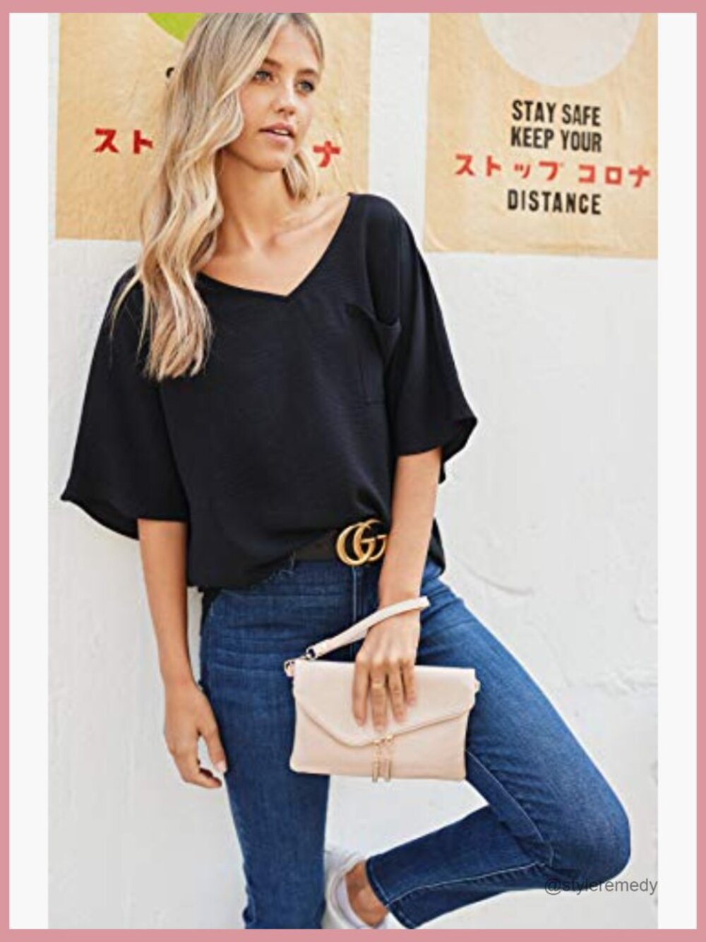 Envelope Wristlet Clutch Crossbody Bag with Chain Strap - Faux Leather - Picture 2 of 7